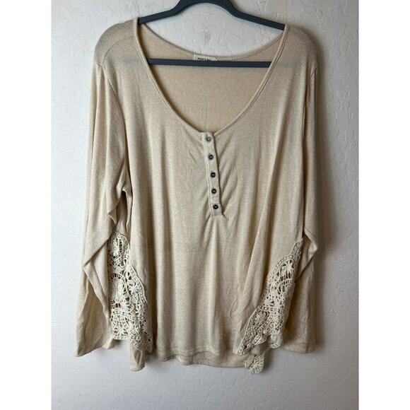 Paper + Tee Tops - Paper + Tee Oversized Lace Henley Button Front Tunic Tee No Sz Tag - Fits Like O